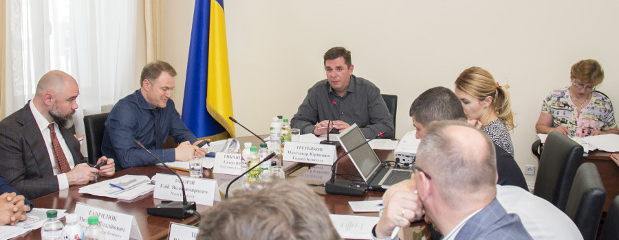 Конфісковані у корупціонерів гроші мають спрямувати на житло переселенцям, які брали участь в АТО – нардеп
