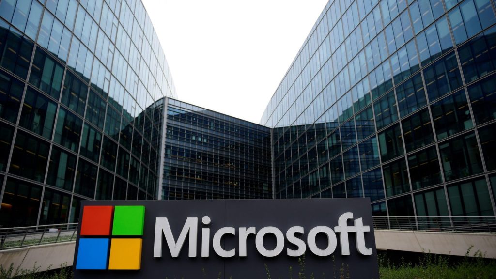 Працівники Microsoft масово переходять працювати до Meta – ЗМІ