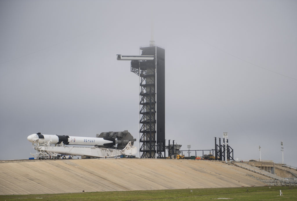 Космический корабль SpaceX Crew Dragon готов к первому полету на МКС — NASA