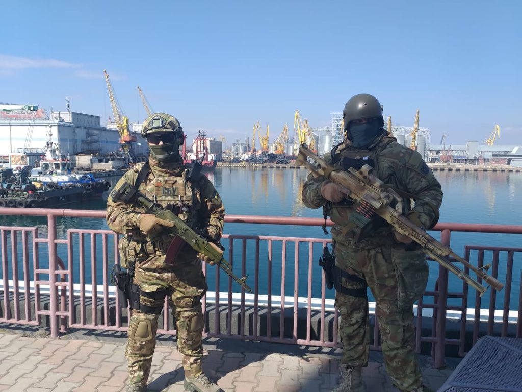 СБУ взяла под охрану крупные города Украины: фото