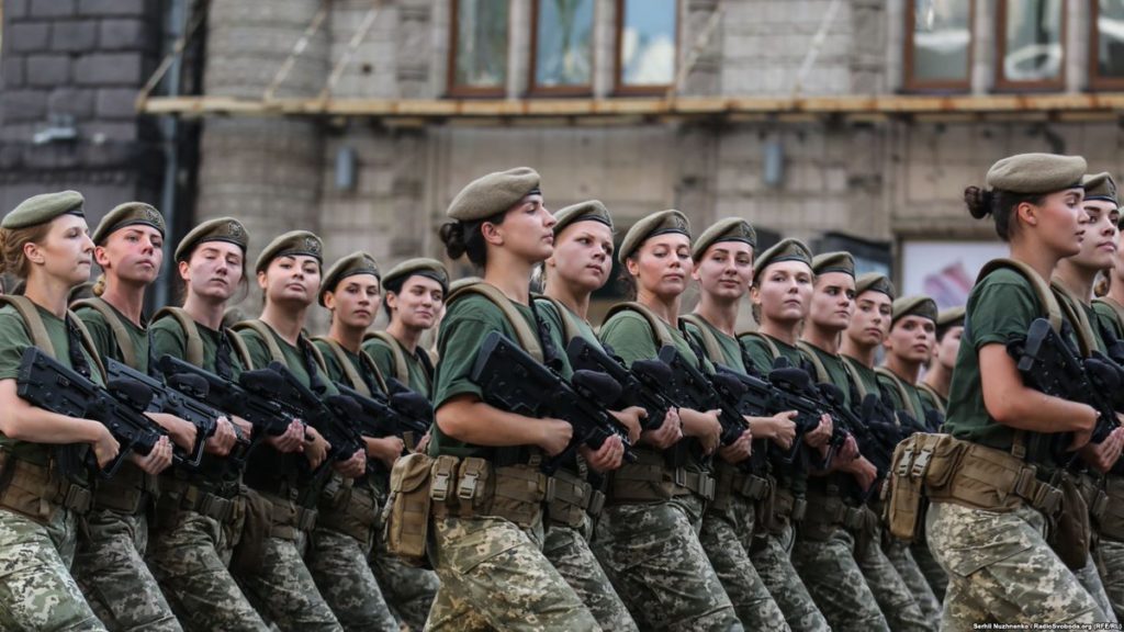 У 2019 році дівчата зможуть навчатися у військових ліцеях – Міноборони