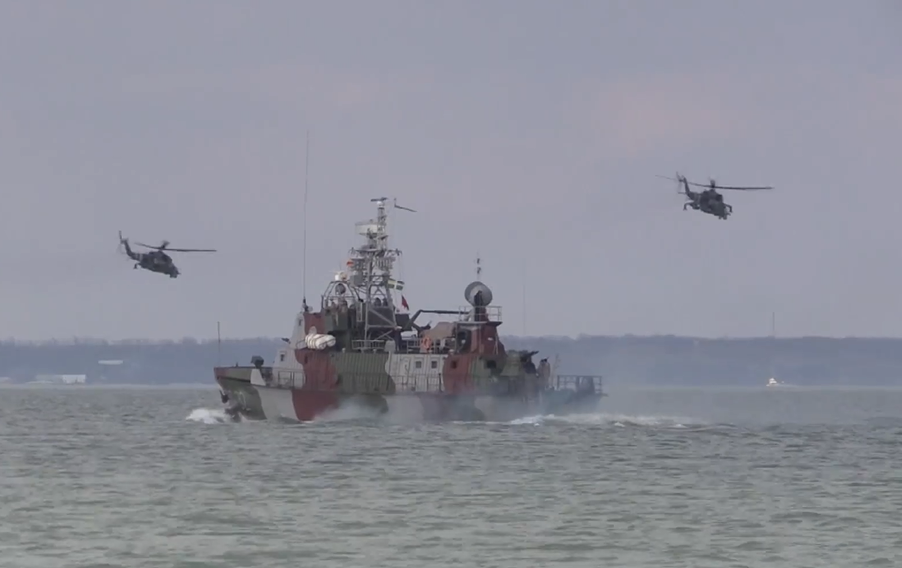 Україна провела військові навчання в акваторії Азовського моря: відео