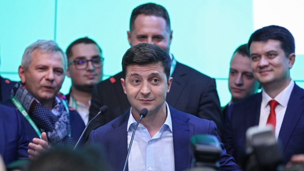 Українці вимагають вибачень від Зеленського та Разумкова: відома причина