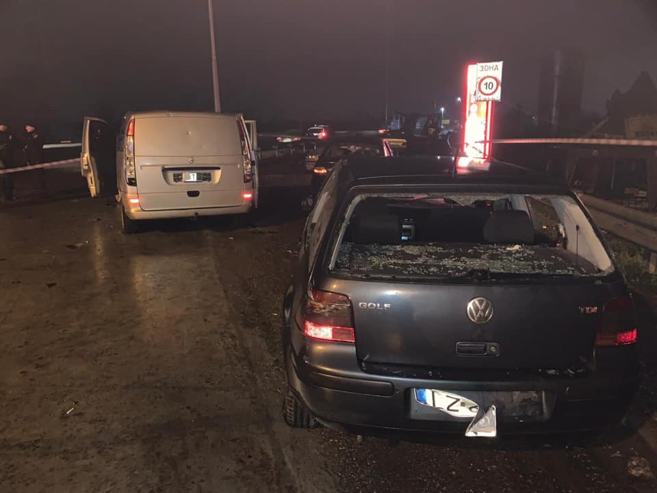 В Одессе совершили вооруженное нападение на пункт весового контроля: трое раненых