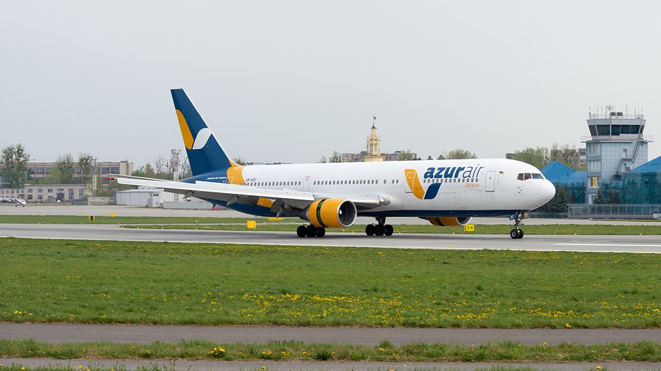 Azur Air отримав дозвіл на сім нових рейсів з України
