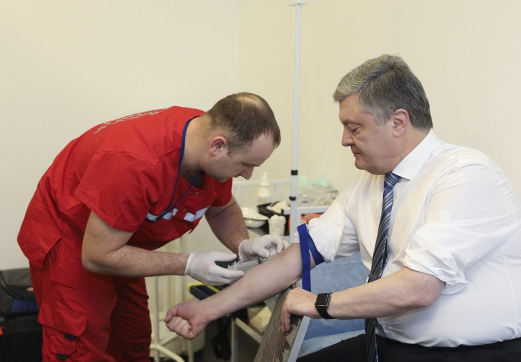 Проведення наркологічної експертизи для кандидата в президенти має бути обов’язковим – Порошенко
