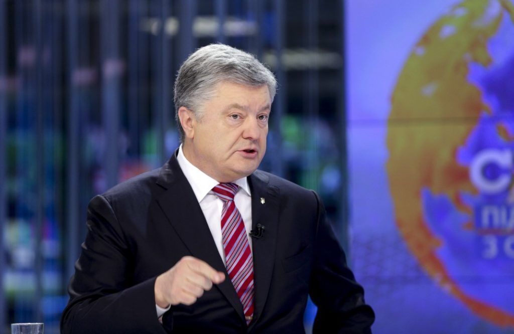 Зеленский уклонялся от дебатов, как когда-то от армии — Порошенко