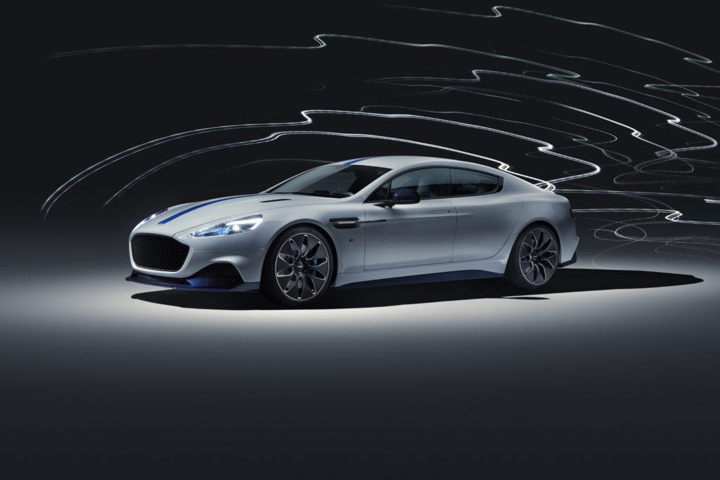 Aston Martin представив власний електрокар, на якому їздитиме Бонд