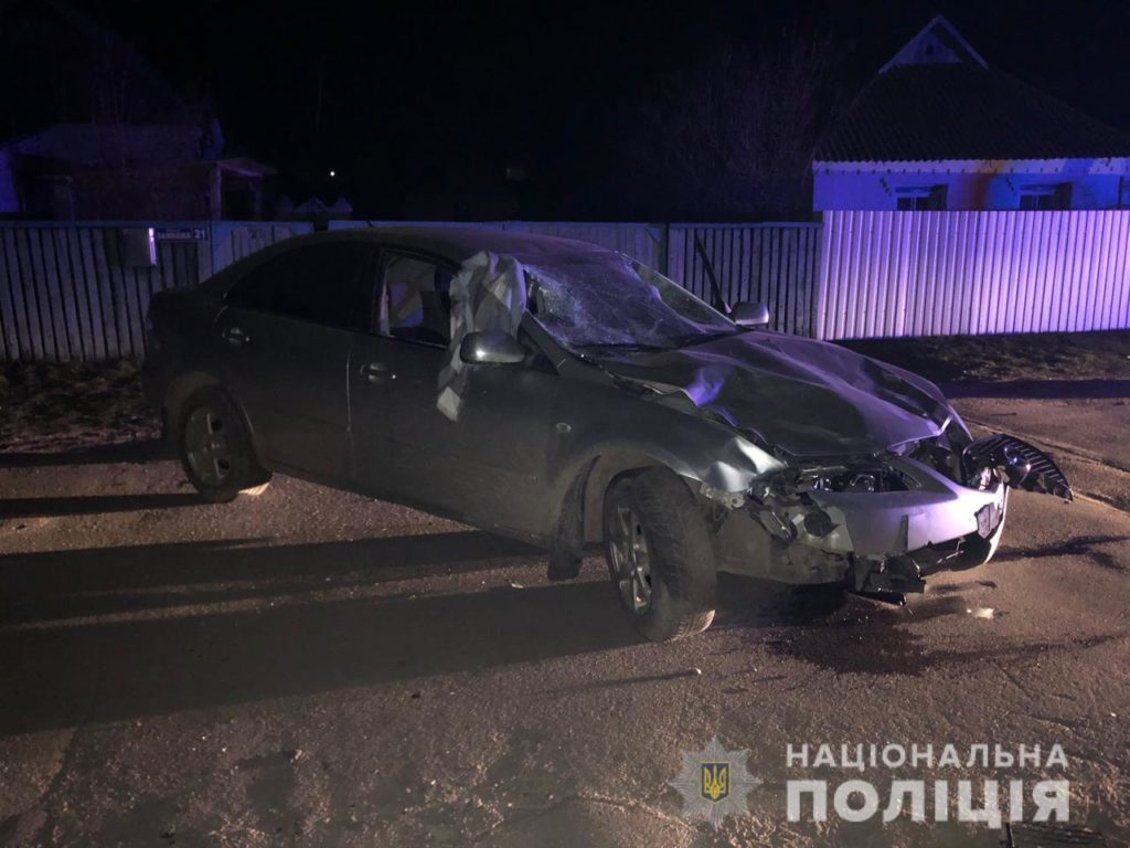 В ДТП на Киевщине погибли две молодые девушки: полиция ищет водителя