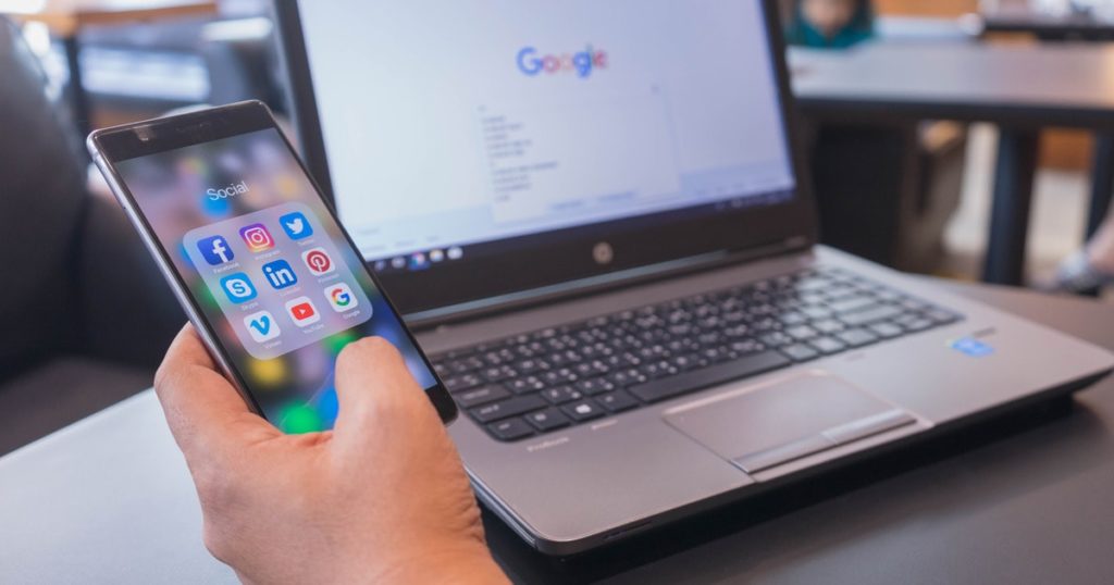 Названо три найбільш популярні сайти в Україні у березні 2019 року
