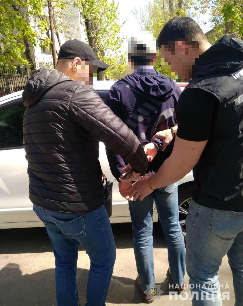 Поліція затримала іноземців, які продавали 18-річних одеситок у сексуальне рабство