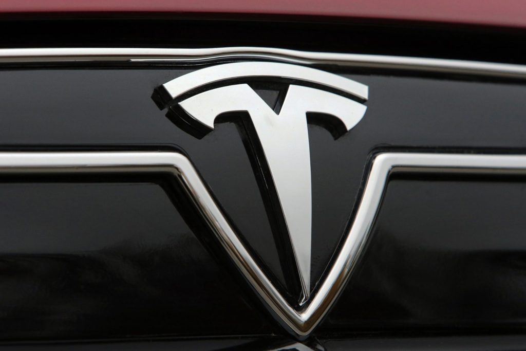 Ілон Маск анонсував максимальну автономність Tesla
