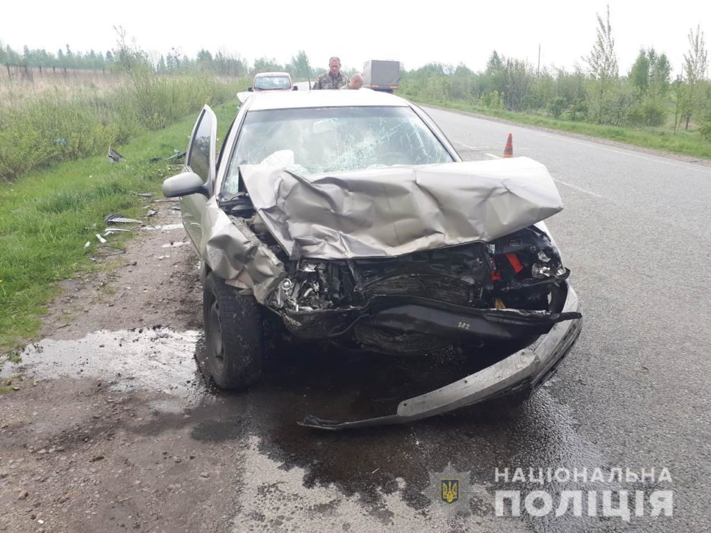 У ДТП на Львівщині постраждало п’ятеро осіб, двоє з них діти