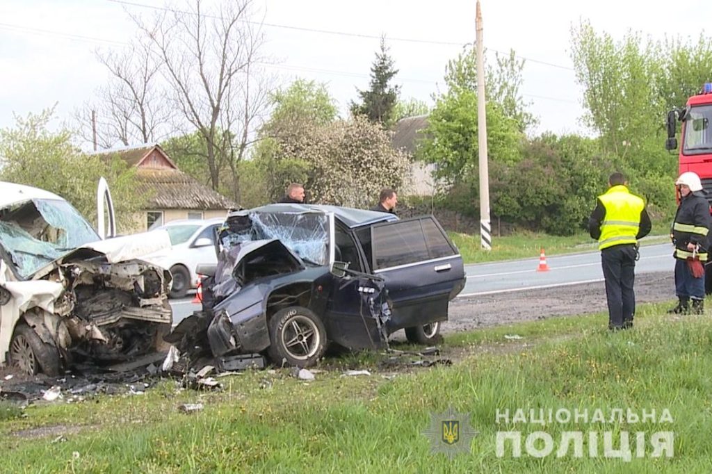 В Винницкой области произошло масштабное ДТП: погибли четыре человека