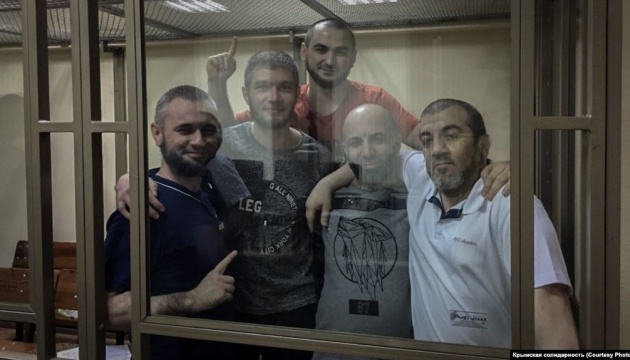 Заарештовані окупантами кримські татари отримали від 12 до 17 років суворого режиму