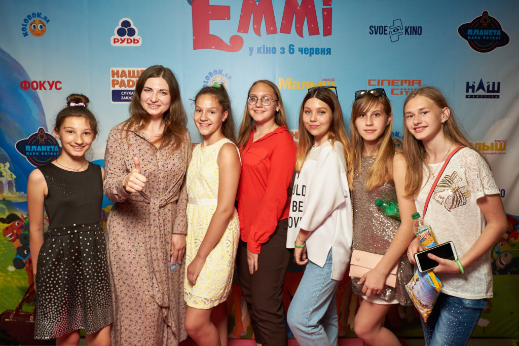 Звёзды на премьере мультфильма «Принцесса Эмми»
