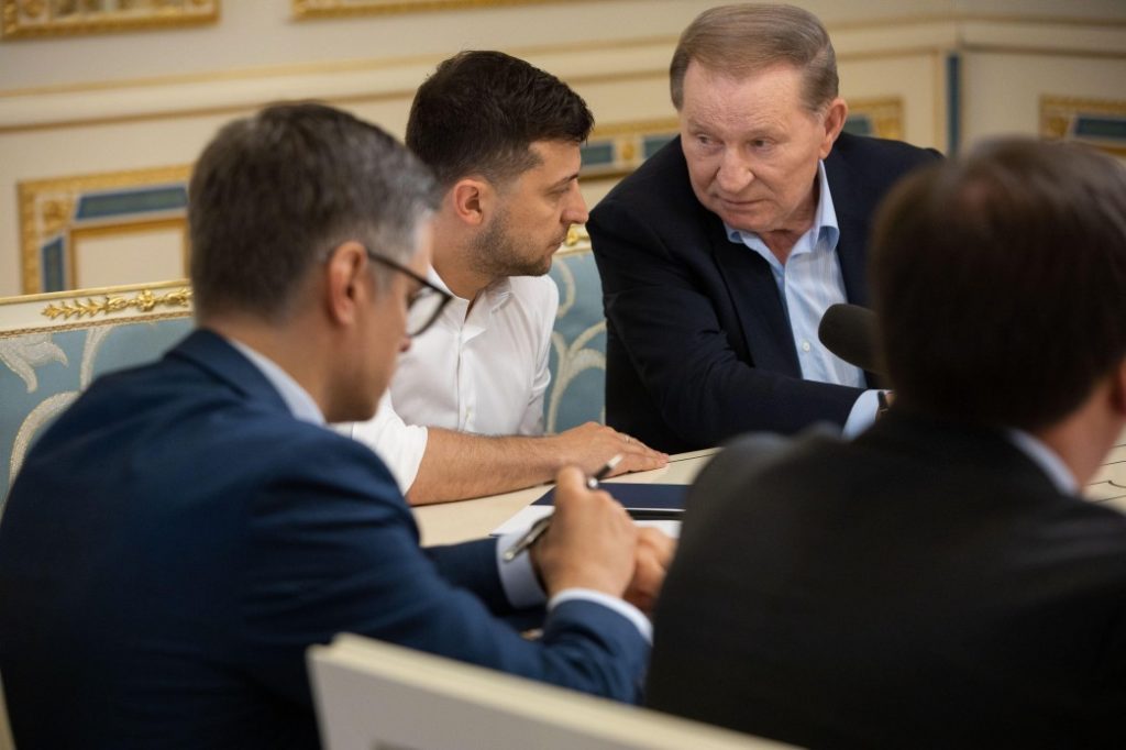 Зеленський повернув до Мінського процесу Леоніда Кучму