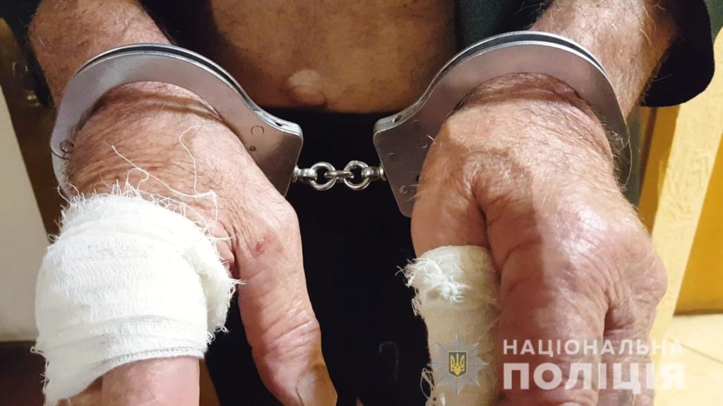 В Одессе 78-летний дедушка хладнокровно зарезал семью из трех человек: преступление планировал больше года