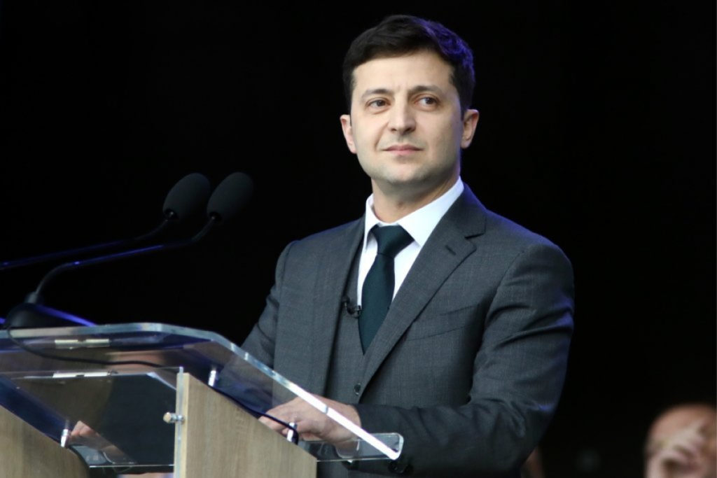 Зеленський попросив Путіна вплинути на припинення дій на Донбасі