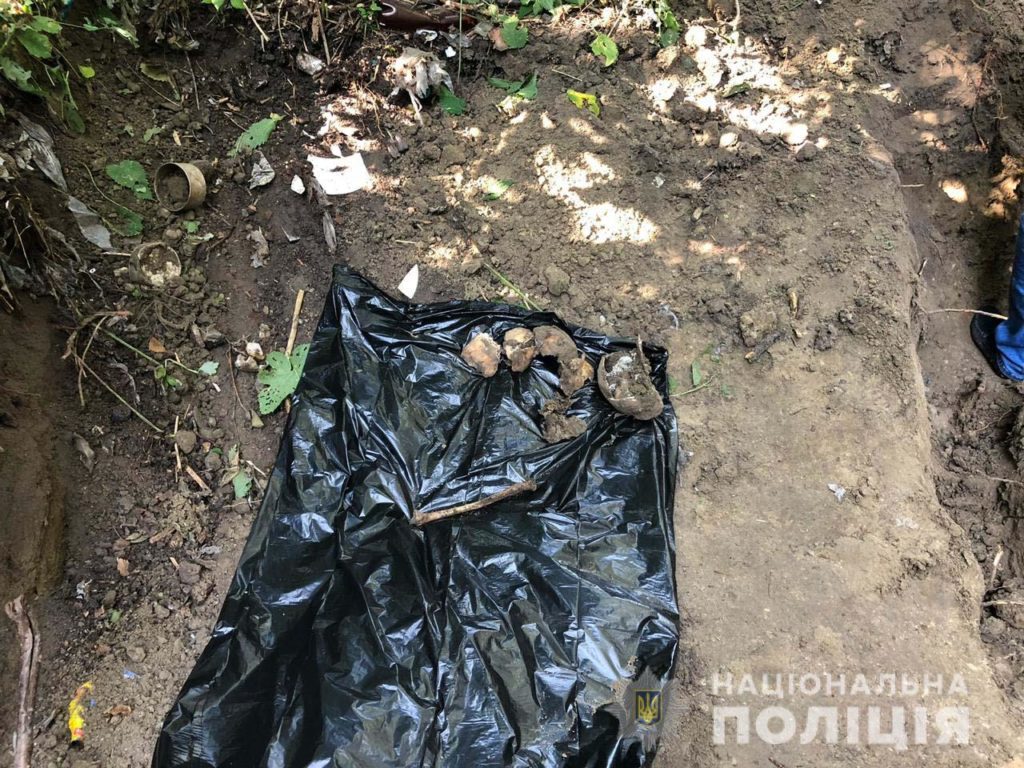 Замучила совесть: в Ровно свидетель убийства четырехлетней давности показал, где спрятано тело