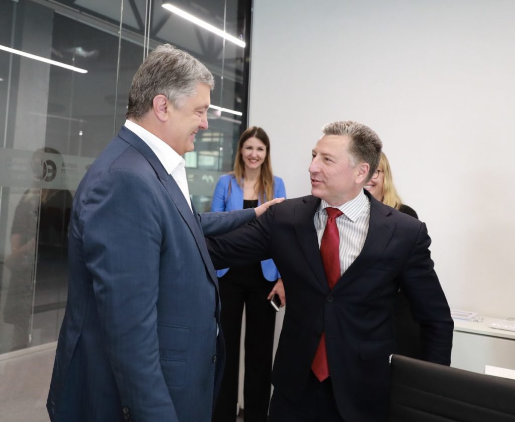 Петро Порошенко зустрівся з делегацією США на чолі з Куртом Волкером