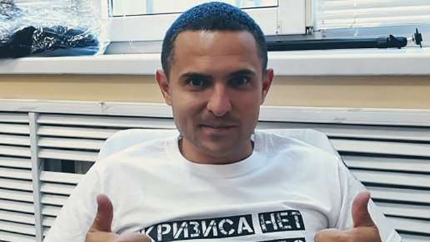 Солистка KAZKA и шоумен Чекалкин возмущены двойным гражданством ЗеКандидата Куницкого
