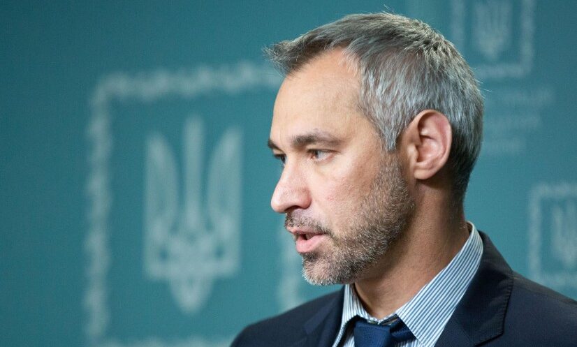 Законом о деолигархизации Зеленский хочет обеспечить себе медиаподдержку — Рябошапка