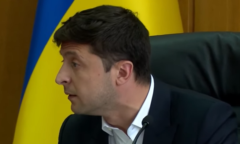 Слабо зателефонувати Баканову з приводу Медведчука? – соцмережі про “чортову” перепалку Зеленського та Годунка