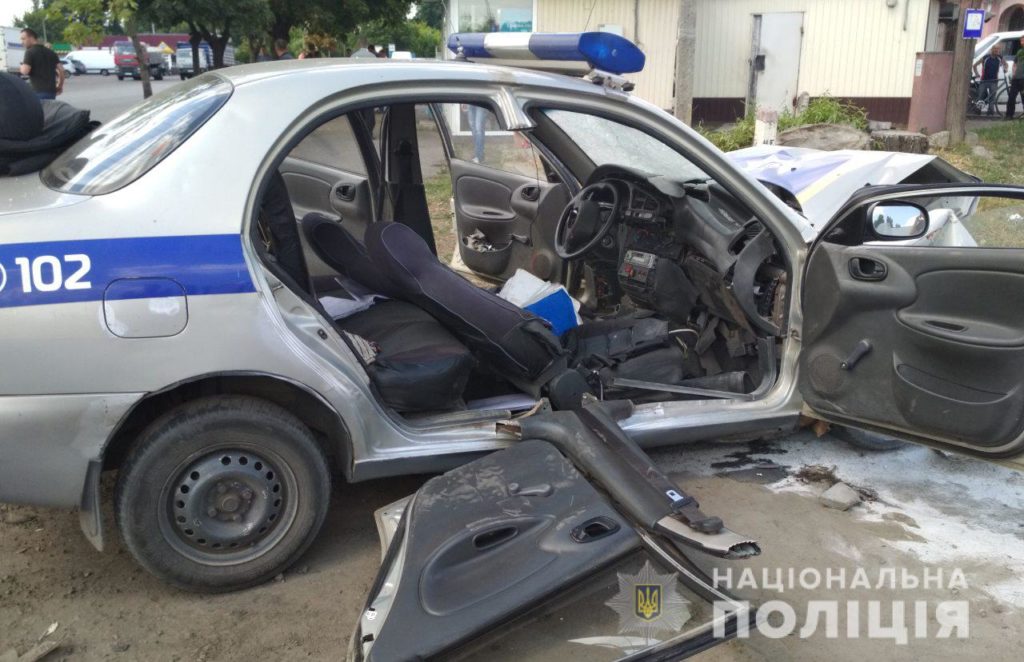 В ДТП в Хмельницкой области пострадали двое полицейских