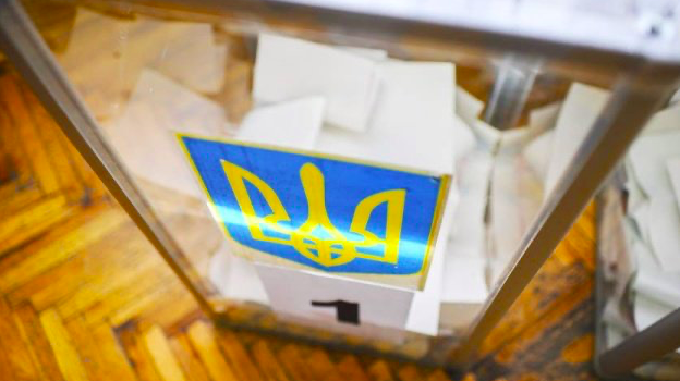 На Львівщині кандидат від “Слуги народу” саботує вибори: почався суд у справі перерахунку голосів