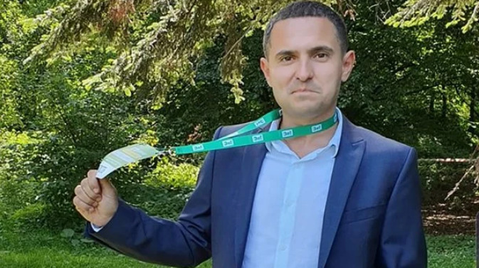 Кандидат от "Слуги народа" Александр Куницкий подал в ЦИК ...