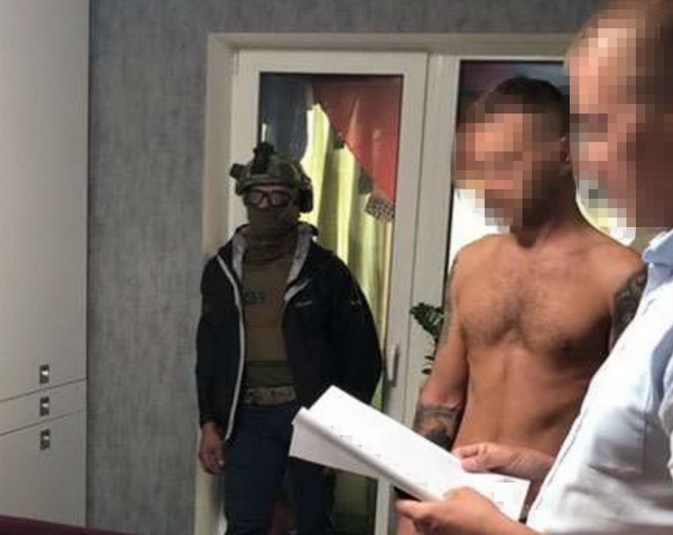 У Києві затримали шахраїв, які через інтернет привласнювали кошти онкохворих