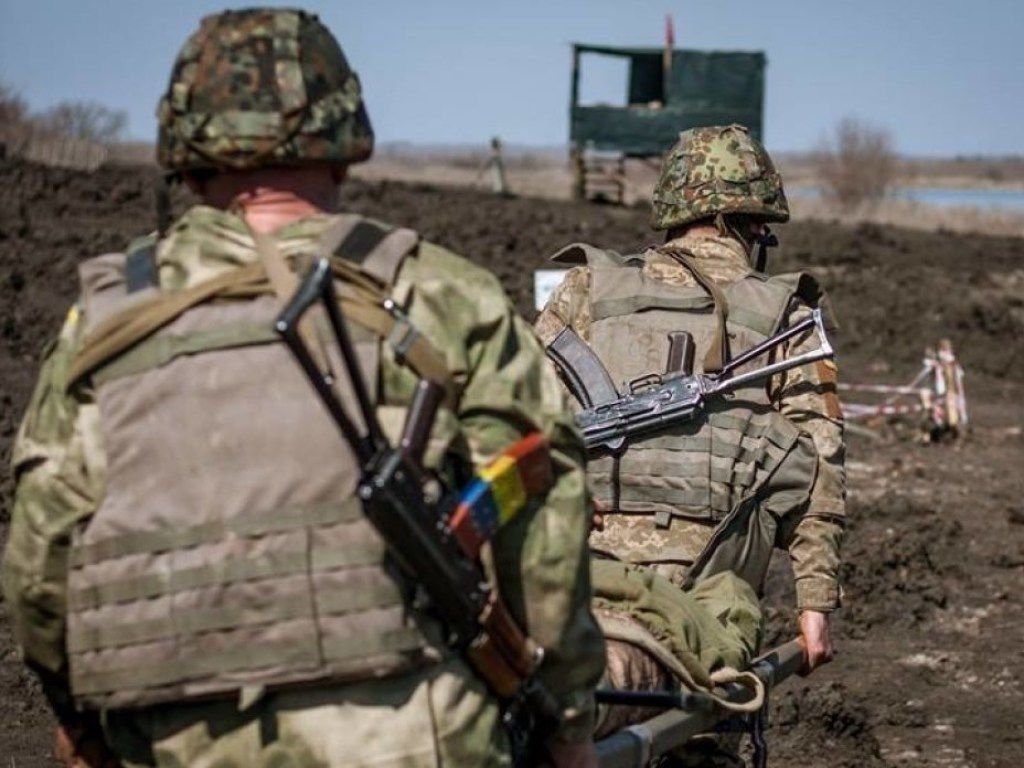Россия второй раз нарушила перемирие: ранен боец ООС