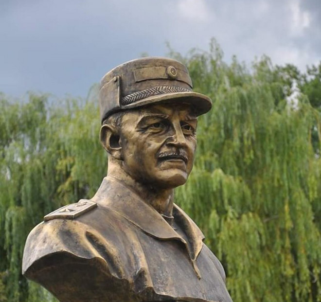 На Тернопільщині встановили пам’ятник єдиному загиблому в АТО генералу