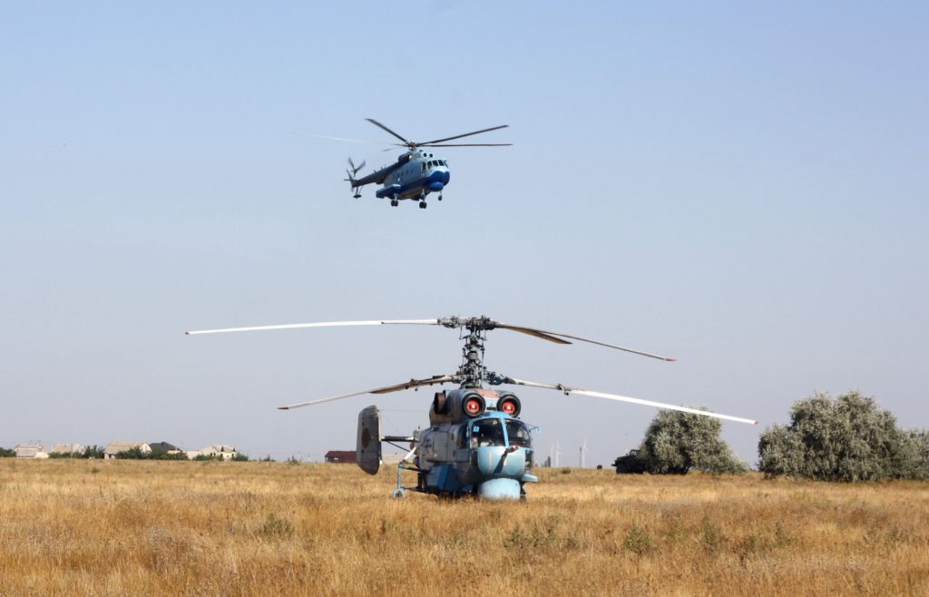 Морська авіація ЗСУ в дії: вражаючі фото з льотно-тактичних навчань