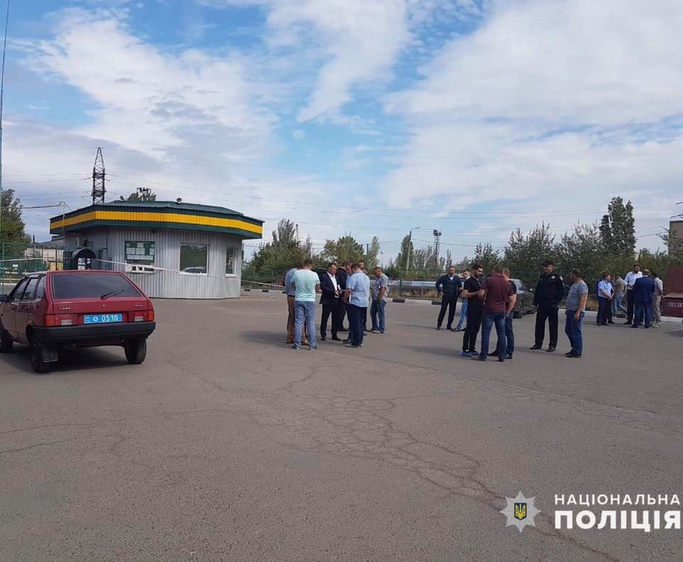 У Миколаєві невідомі застрелили трьох працівників АЗС