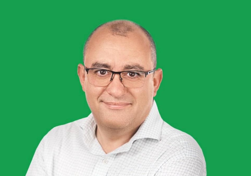 У нардепа Фріса проблеми з пересуванням на авто