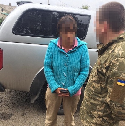СБУ затримала інформаторку бойовиків “ЛНР”