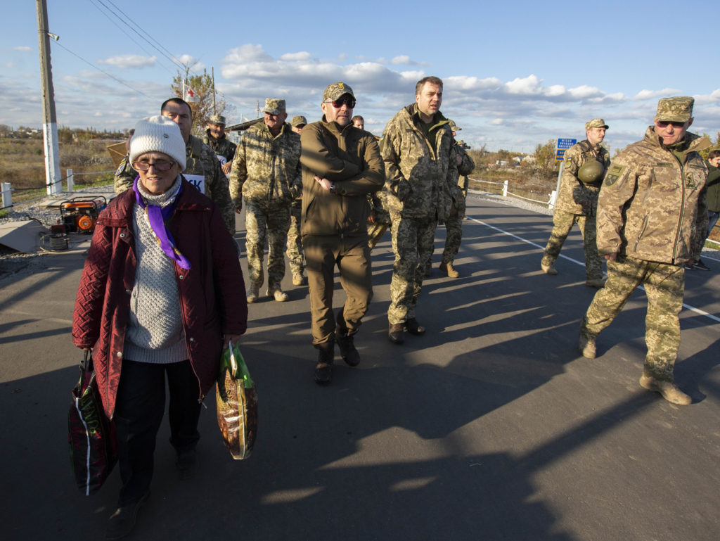 В Минобороны сообщили новые подробности разведения войск в районе Петровского и Золотого