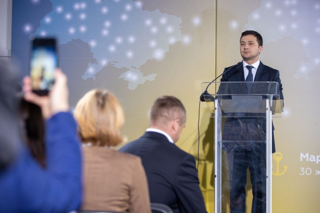 Зеленський назвав три етапи закінчення війни на Донбасі