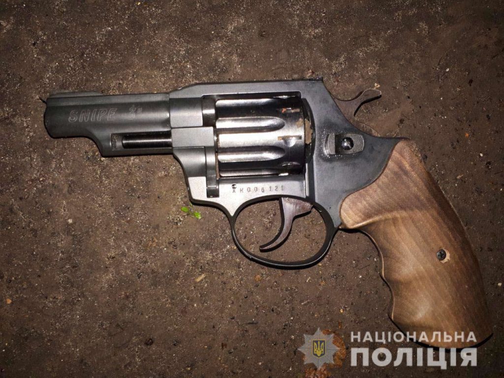 У Дніпрі студент вистрелив у голову 17-річній дівчині, а потім собі у груди