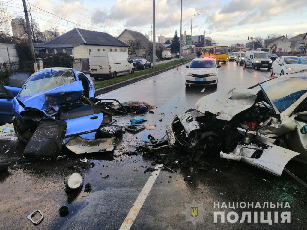 На Київщині у ДТП загинуло четверо людей