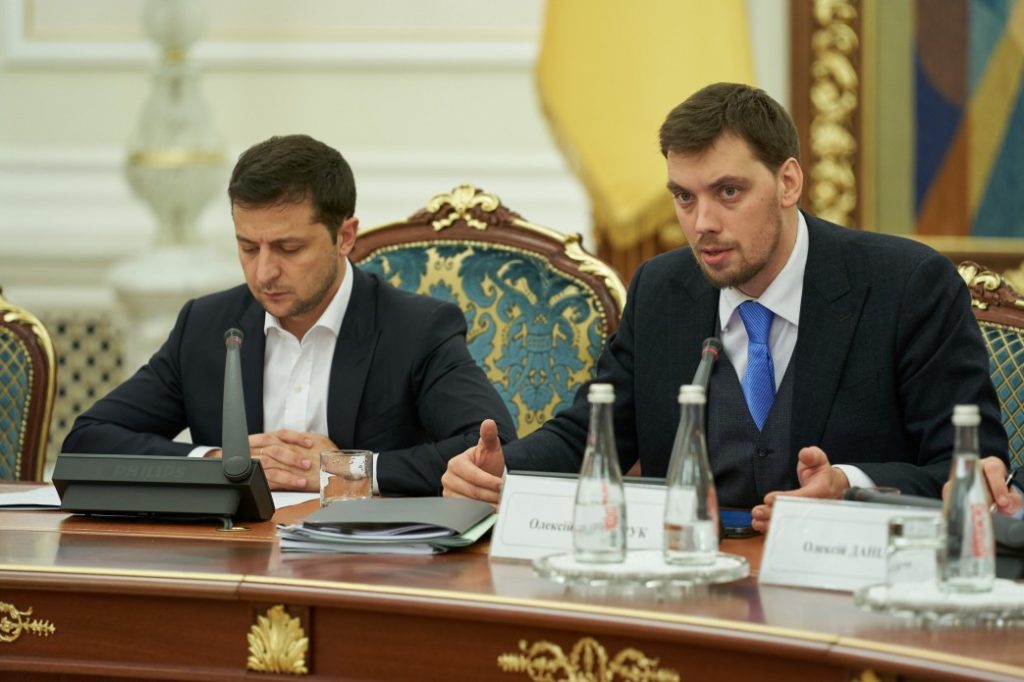На преодоление коррупции — два месяца: Зеленский заинтересовался положением дел в сфере строительства