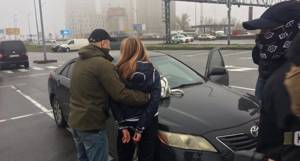 Не поделили мужчину: на Киевщине жена заказала убийство любовницы