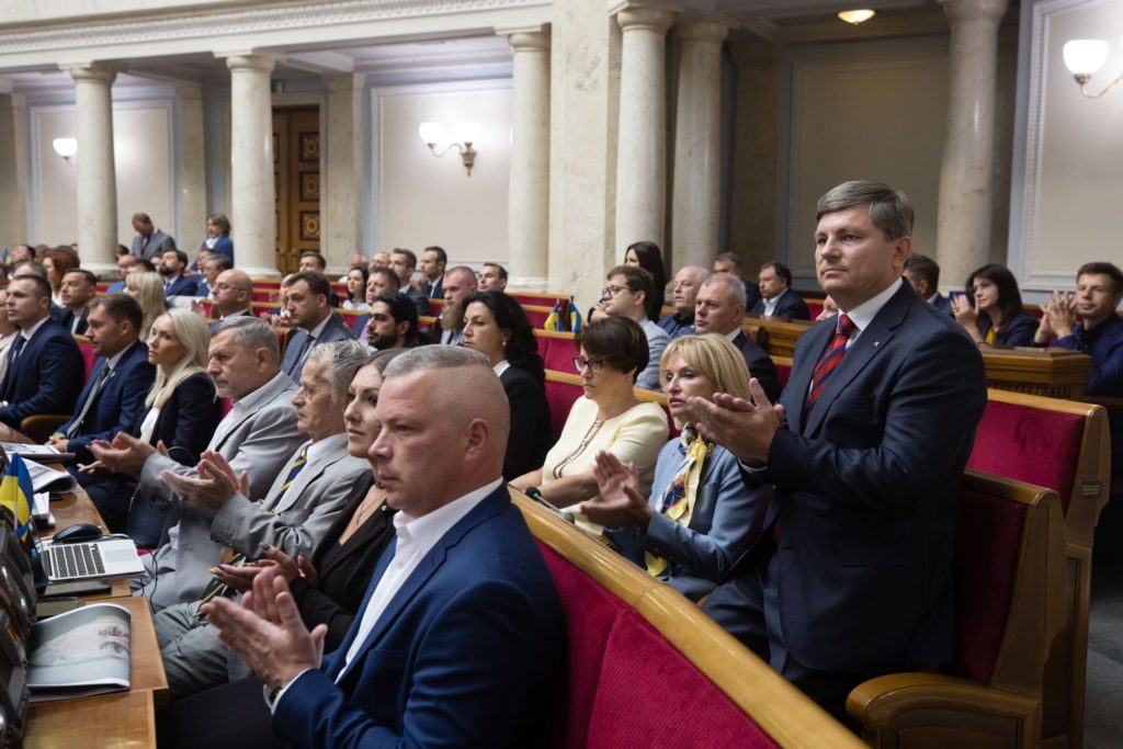 Порушення кримінальних проваджень за висловлювання Федини та Звіробій є політичним переслідуванням і обмеженням свободи слова – заява “ЄС”