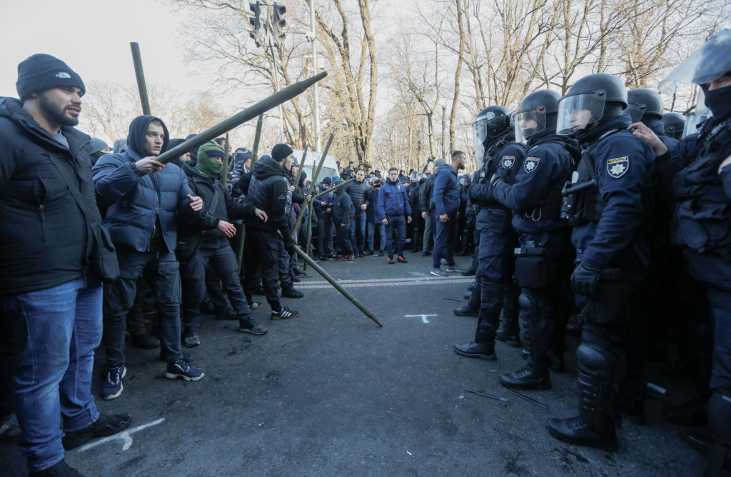 У “Слузі народу” відповіли, чи причетний Аваков до організації сутичок під Радою