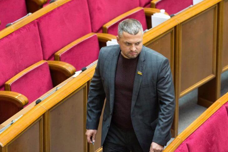 Бійка у агарному комітеті Ради: у нардепа зі “Слуги народу” підозрюють струс мозку