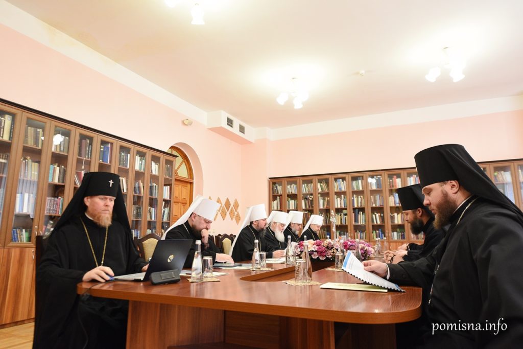 Синод ПЦУ ліквідував УПЦ КП і призначив пожиттєве утримання патріарху Філарету