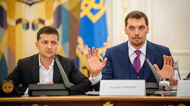 Ритуальне “ку” замість “жорсткої розмови”: Омелян пояснив дивну тональність розмови Зеленського з Гончаруком