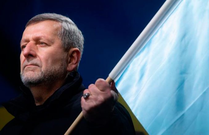 Окупація Криму починалась із роздачі зброї на вулицях, організованих проросійських груп та бойовиків “ПВК Вагнера” – Чийгоз